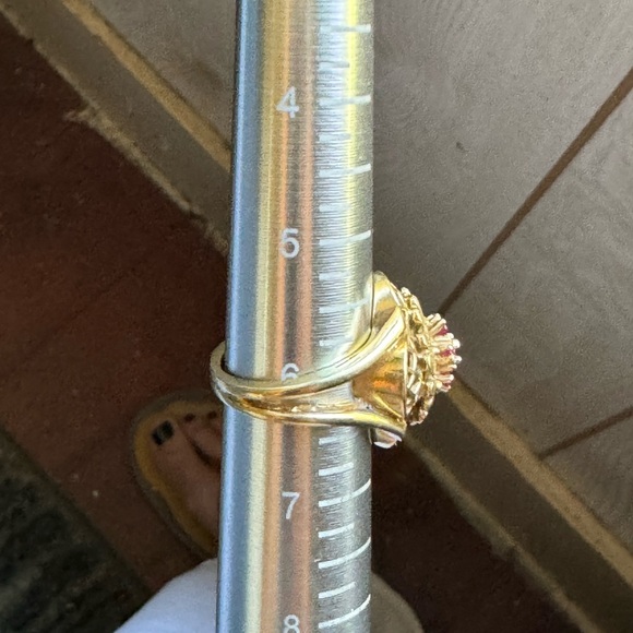 Ruby ring - Picture 5 of 7